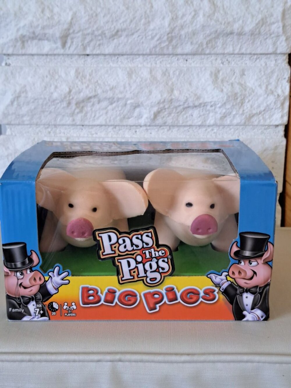 Mew Pass The Pigs Giant Foam Pig Dice Game For Ages 7+ Winning Moves Games USA